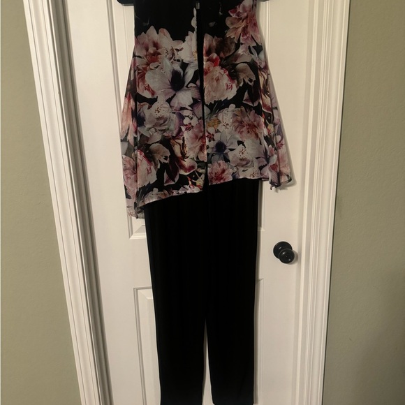 Venus L black jumpsuit with floral overlay - Picture 4 of 8